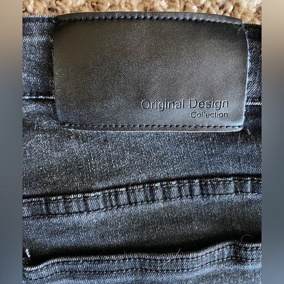 men's Skinny Stretchy Jeans by Original Design, stone washed. Black - size 32 - Picture 4 of 10